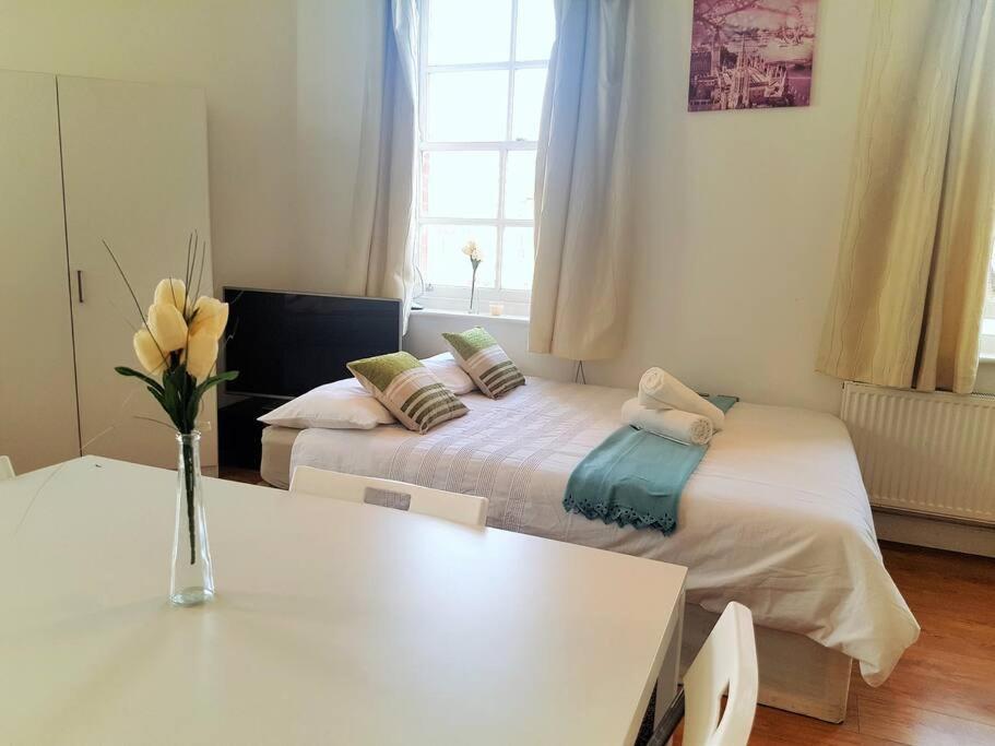 Excellent Studio Flat In London Luaran gambar