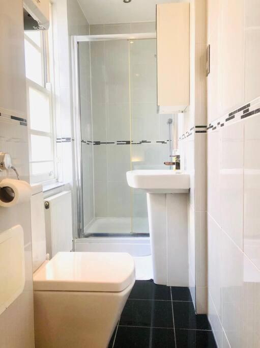 Excellent Studio Flat In London Luaran gambar