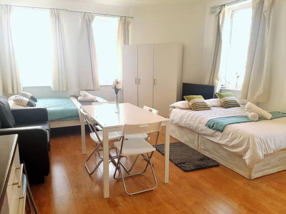 Excellent Studio Flat In London Luaran gambar